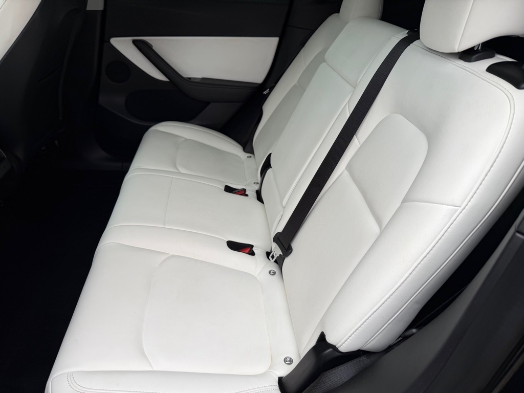 Tesla Model Y Long Range 2021