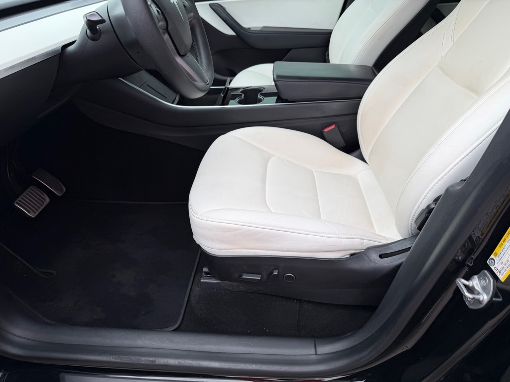 Tesla Model Y Long Range 2021