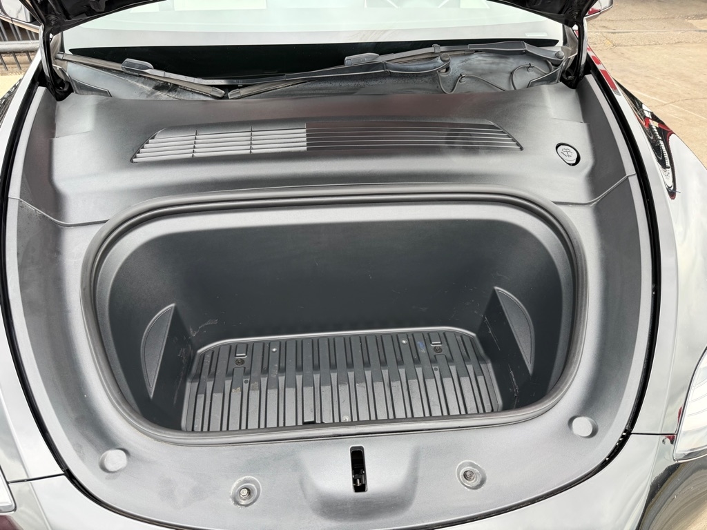 Tesla Model Y Long Range 2021