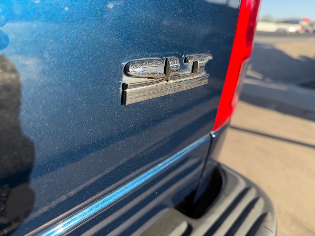 Dodge Ram 1500 ST Quad Cab Long Bed 2WD 2003