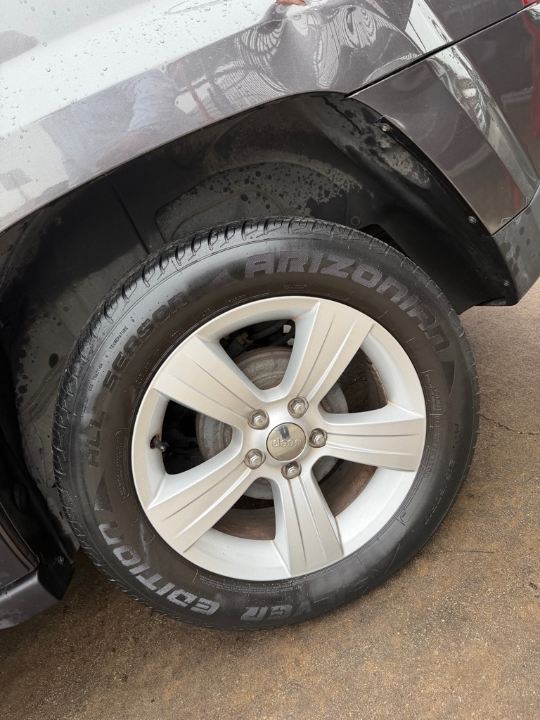 Jeep Patriot Latitude 2WD 2015