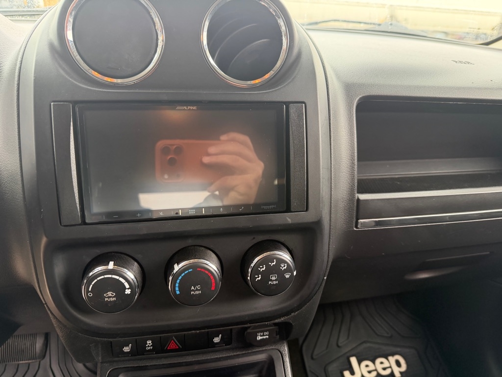 Jeep Patriot Latitude 2WD 2015