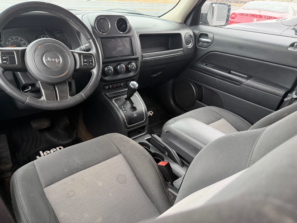 Jeep Patriot Latitude 2WD 2015