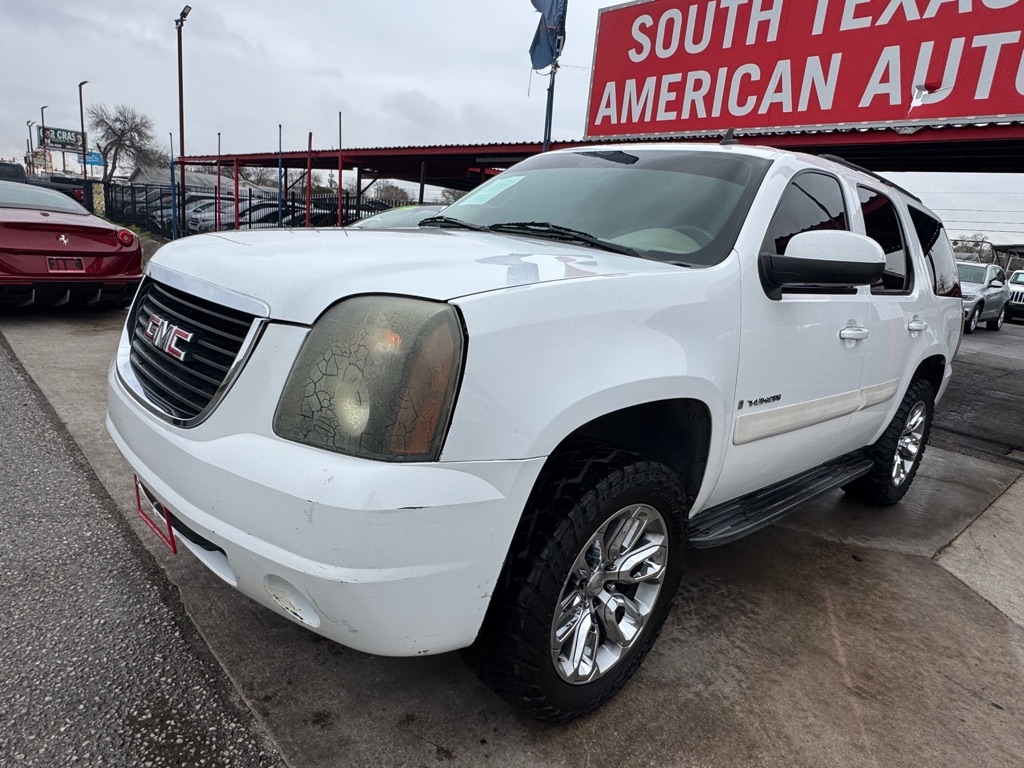 GMC Yukon SLE-1 2WD 2009