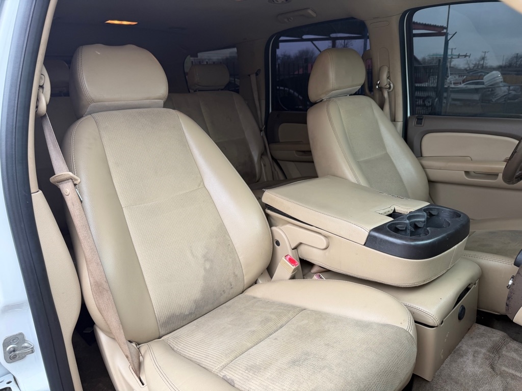 GMC Yukon SLE-1 2WD 2009