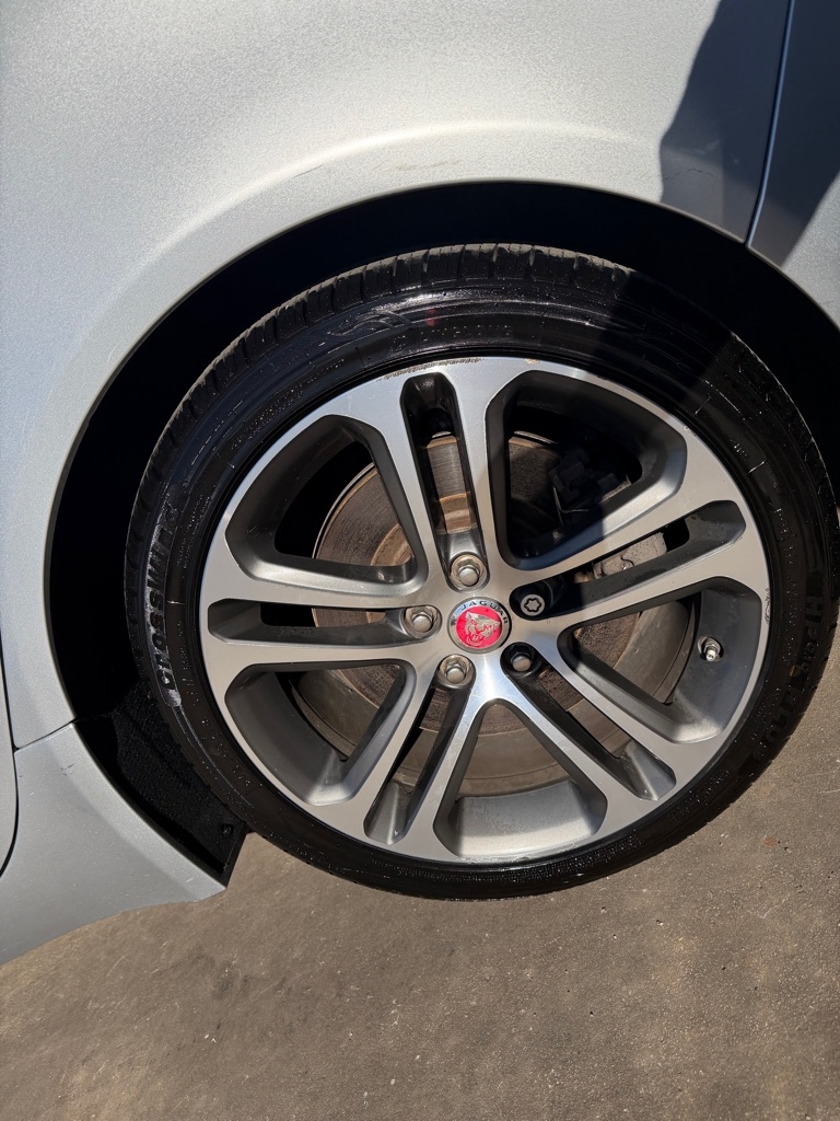 Jaguar XE 35t Premium 2017