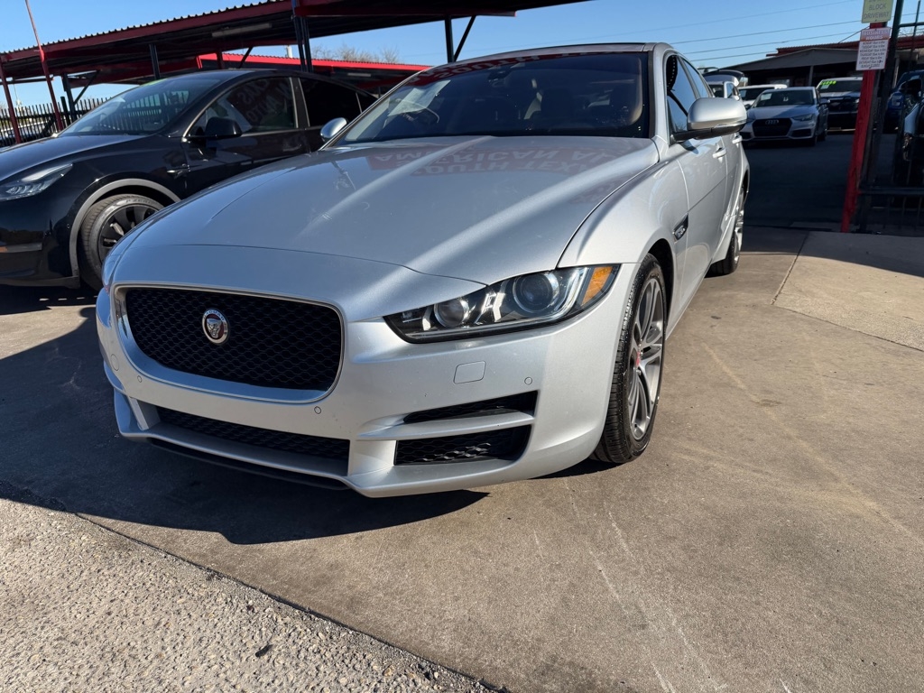 Jaguar XE 35t Premium 2017