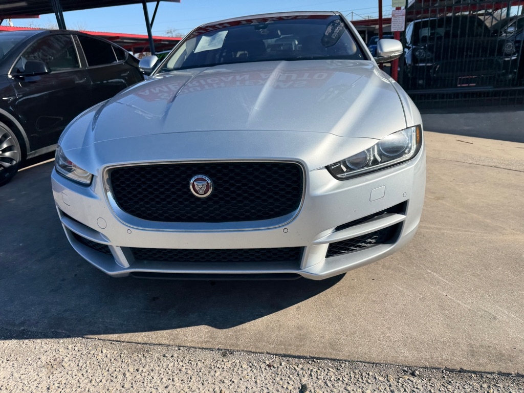 Jaguar XE 35t Premium 2017