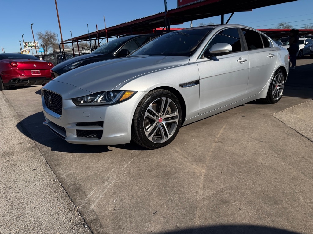Jaguar XE 35t Premium 2017