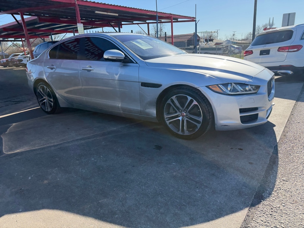 Jaguar XE 35t Premium 2017