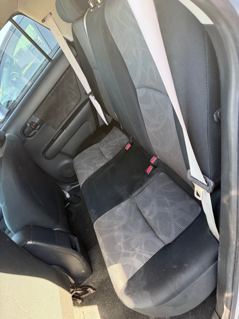 Scion xB 5-Door Wagon 5-Spd MT 2013