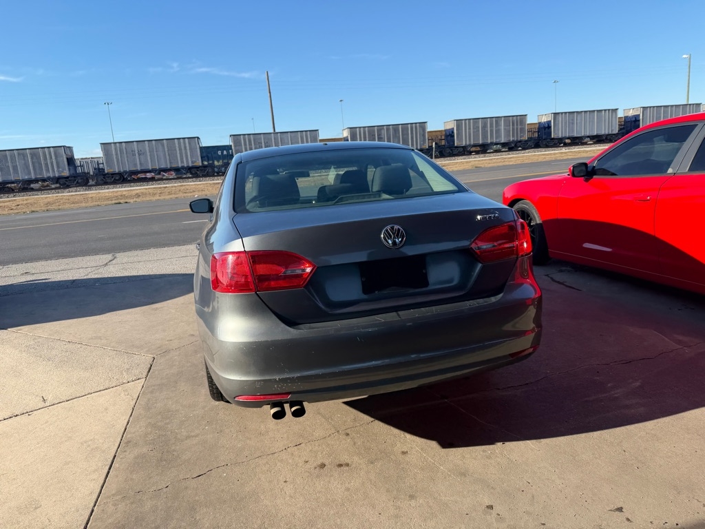 Volkswagen Jetta S 2012