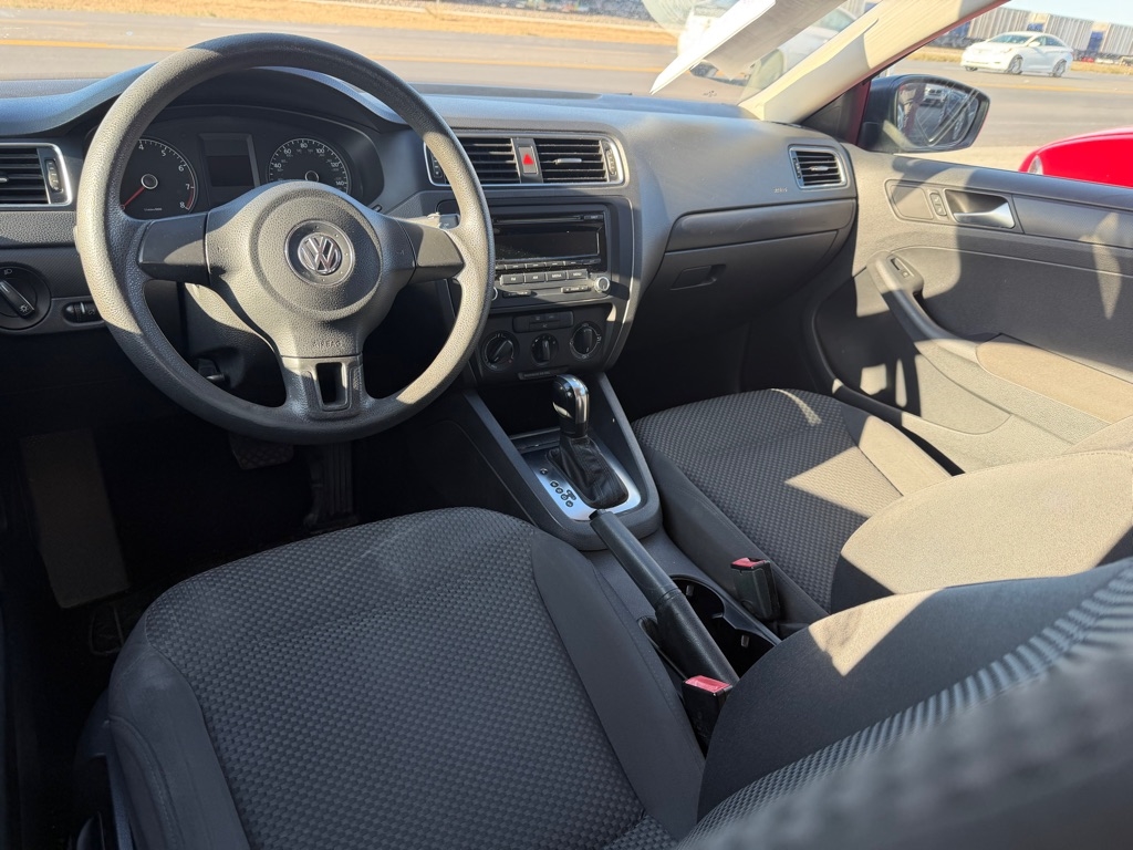 Volkswagen Jetta S 2012