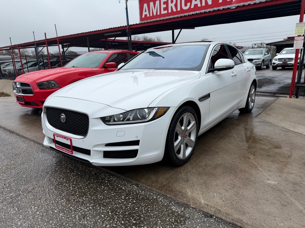 2017 Jaguar XE 25t Premium