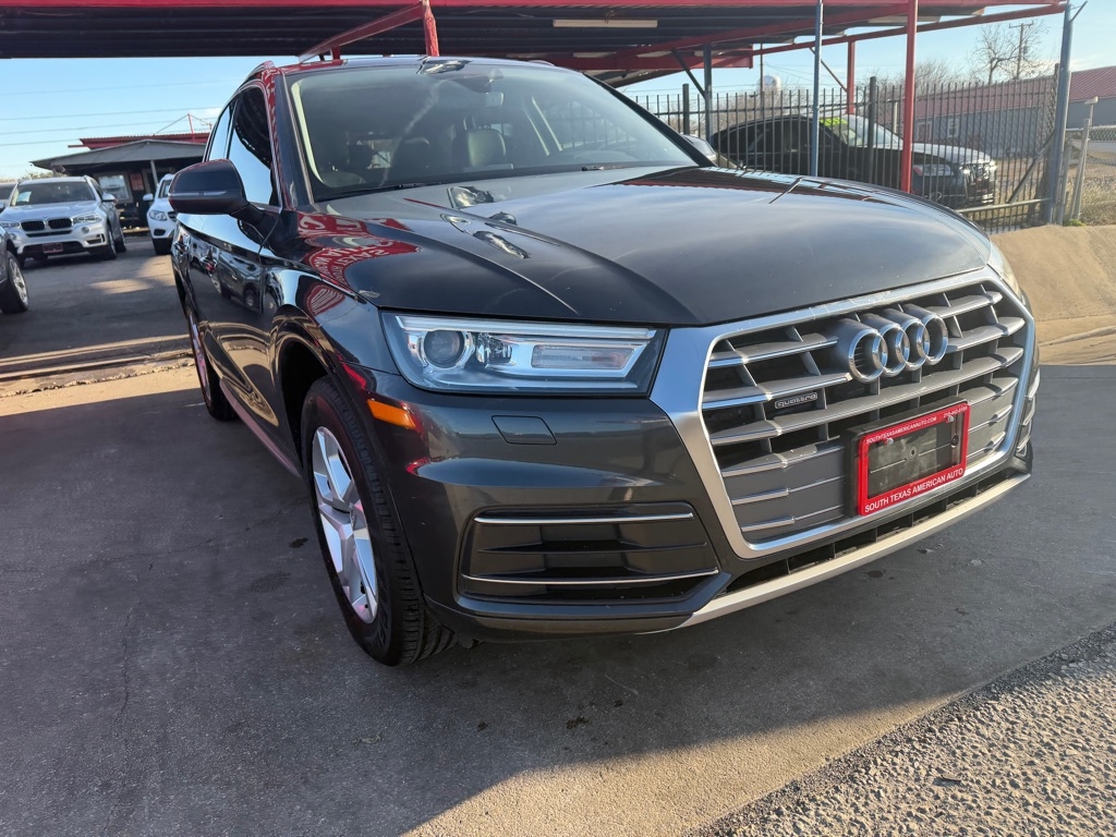Audi Q5 2.0T Premium quattro 2019