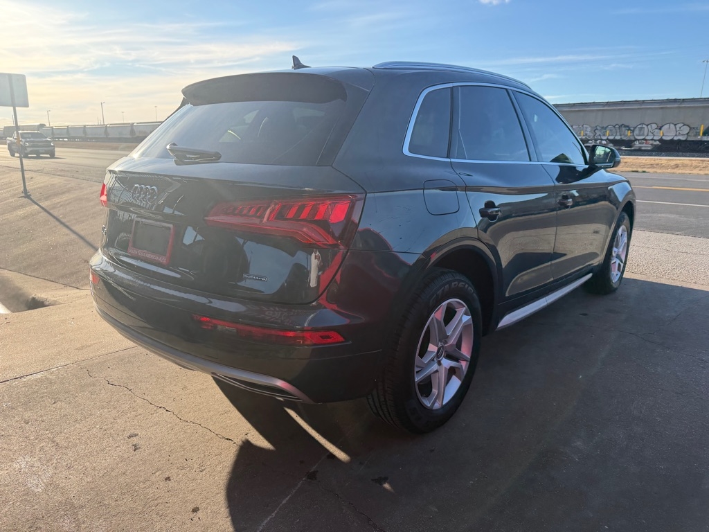 Audi Q5 2.0T Premium quattro 2019