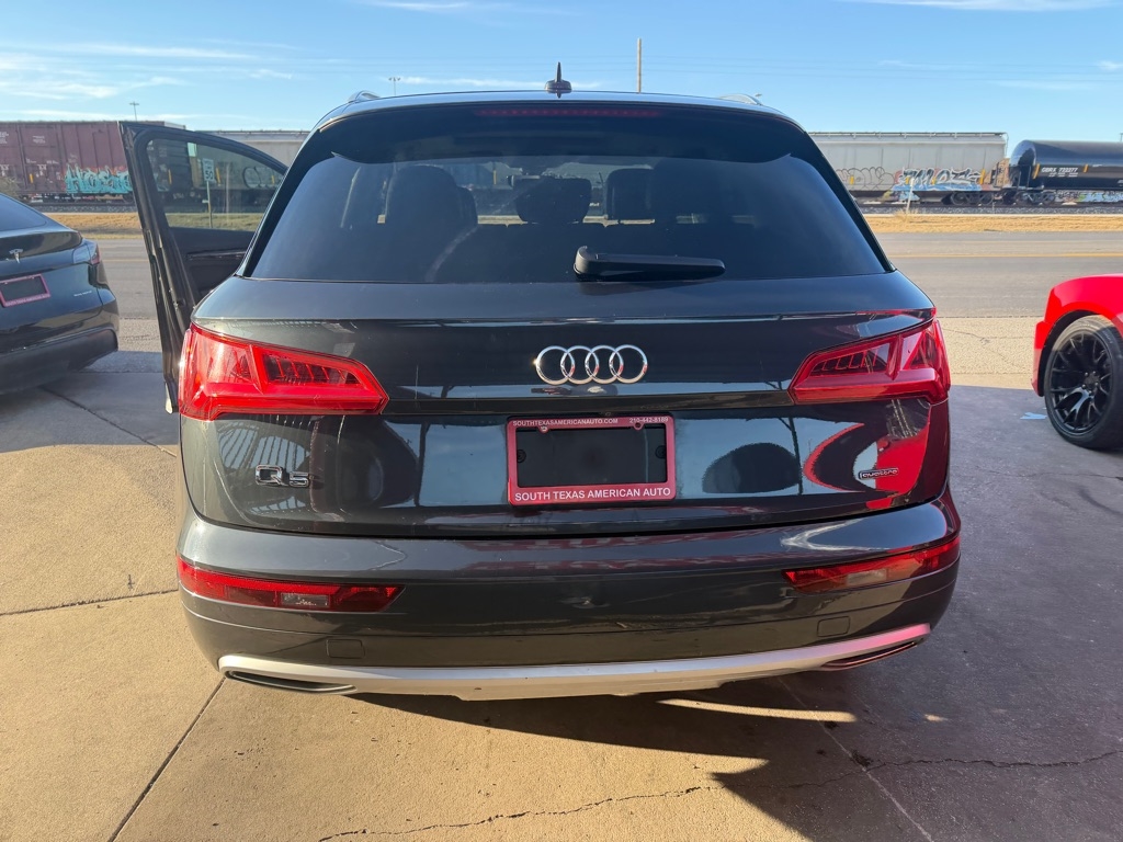 Audi Q5 2.0T Premium quattro 2019