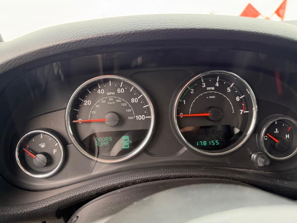 Jeep Wrangler Unlimited Sport 4WD 2014