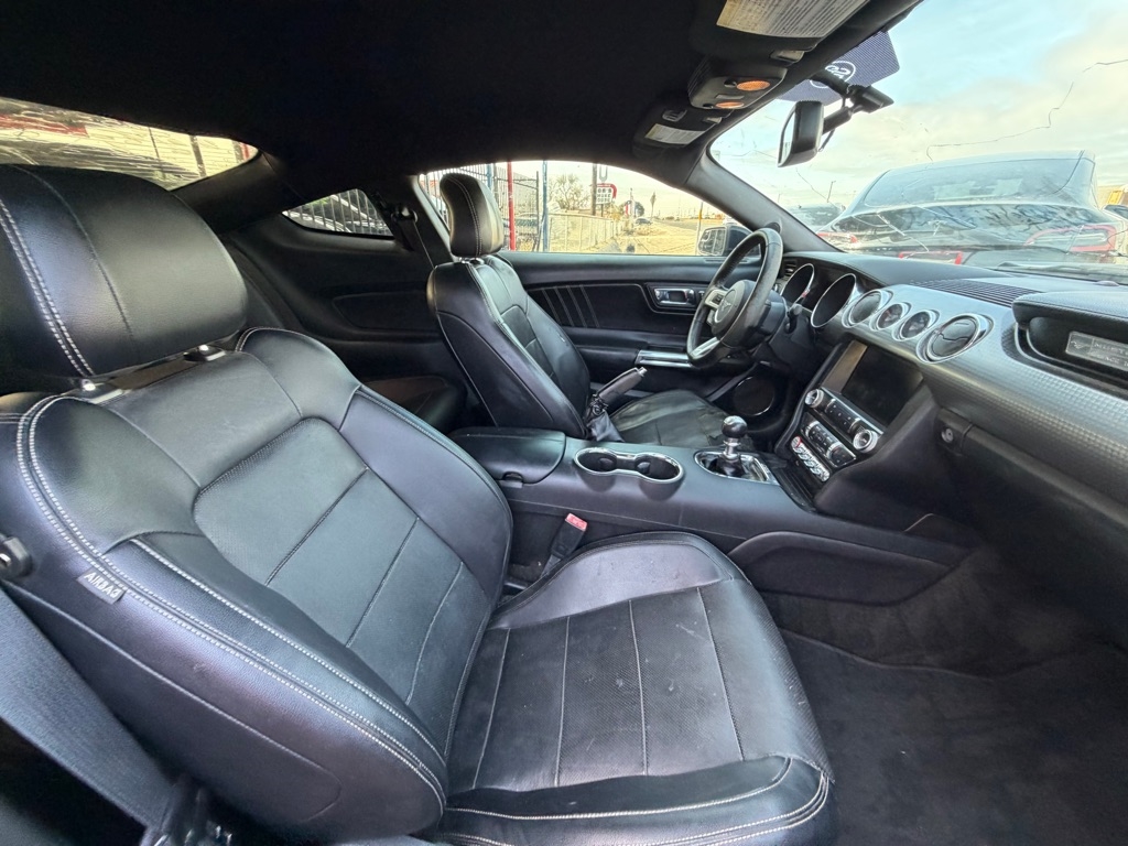 Ford Mustang GT Coupe 2015