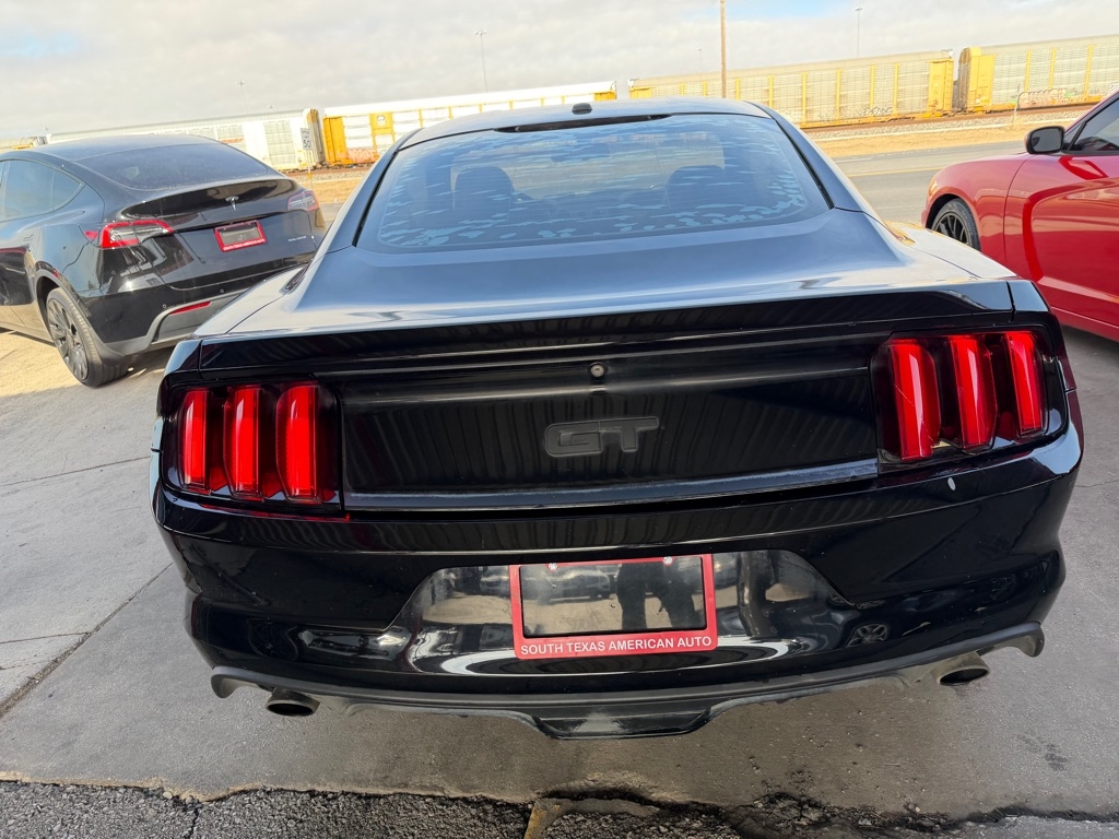 Ford Mustang GT Coupe 2015