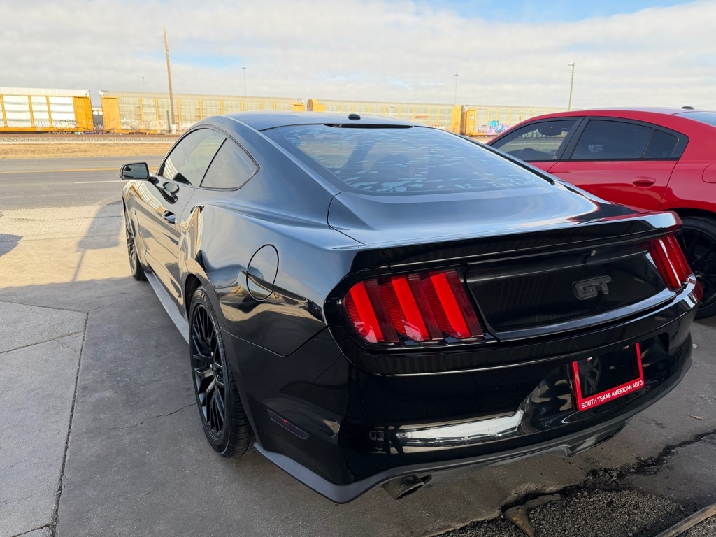 Ford Mustang GT Coupe 2015