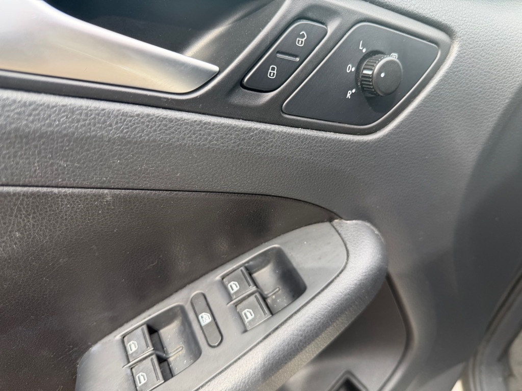 Volkswagen Jetta SE 2014