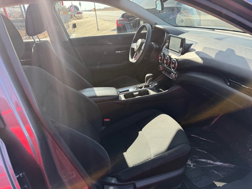 Nissan Sentra S 2020