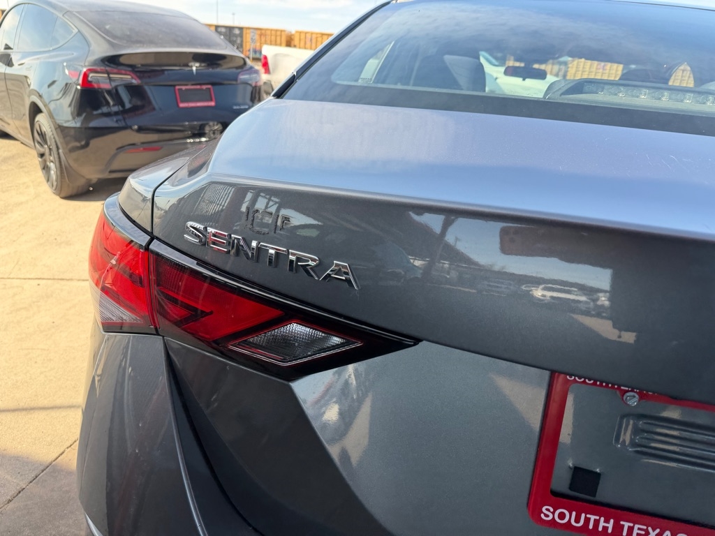 Nissan Sentra S 2020