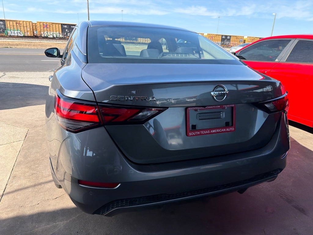 Nissan Sentra S 2020