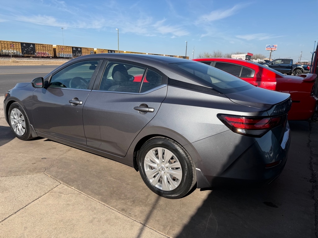 Nissan Sentra S 2020