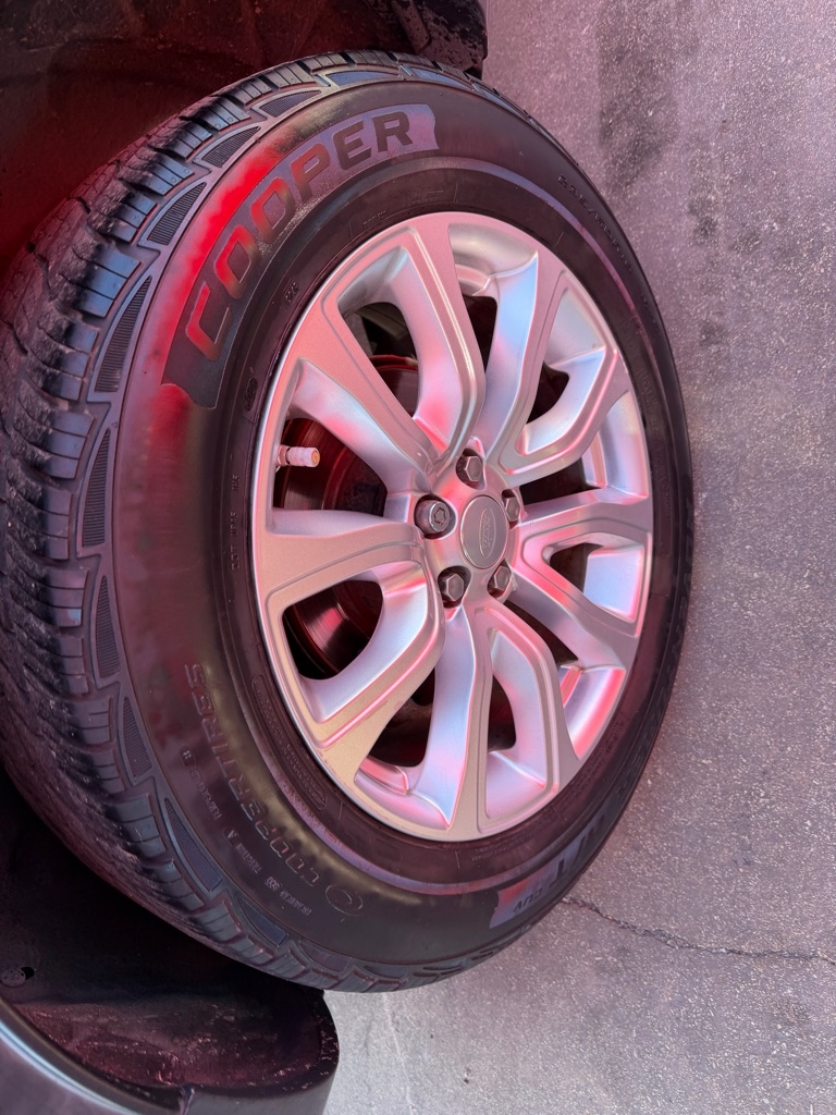 Land Rover Range Rover Evoque Pure Plus 5-Door 2015