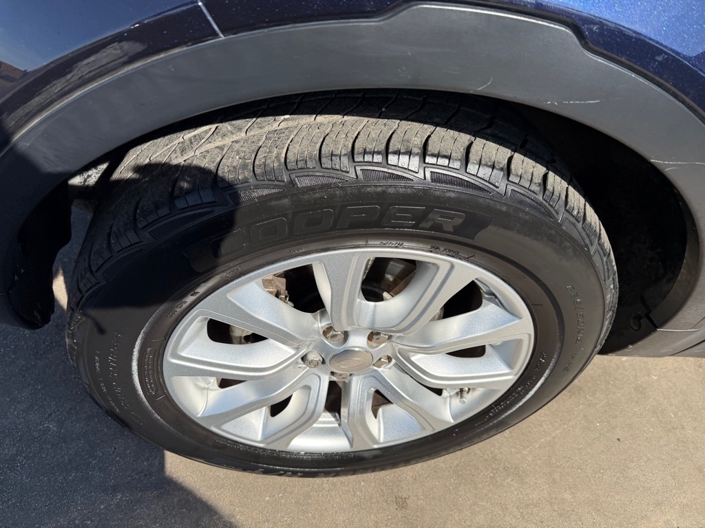 Land Rover Range Rover Evoque Pure Plus 5-Door 2015