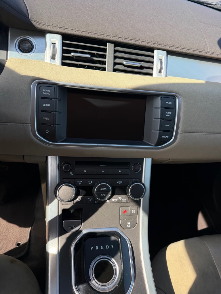 Land Rover Range Rover Evoque Pure Plus 5-Door 2015