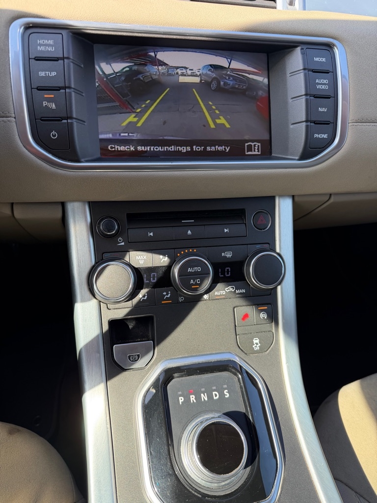 Land Rover Range Rover Evoque Pure Plus 5-Door 2015