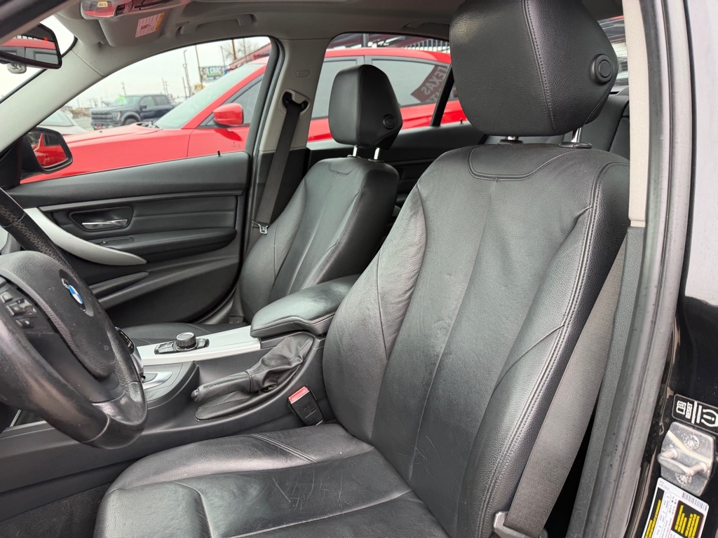 BMW 3-Series 328i xDrive Sedan - SULEV 2013