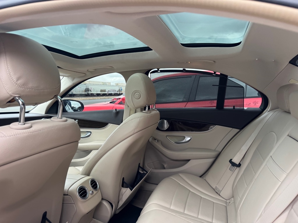 Mercedes-Benz C-Class C300 4MATIC Sedan 2015