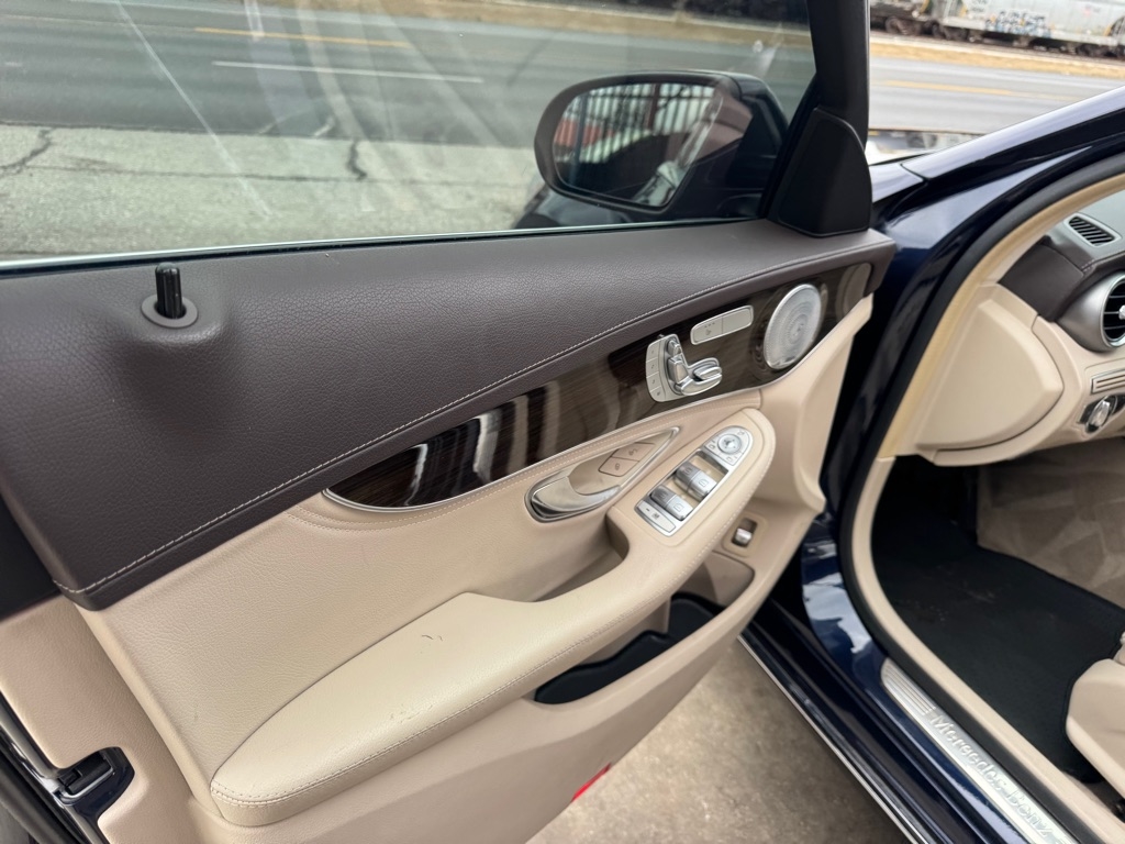 Mercedes-Benz C-Class C300 4MATIC Sedan 2015