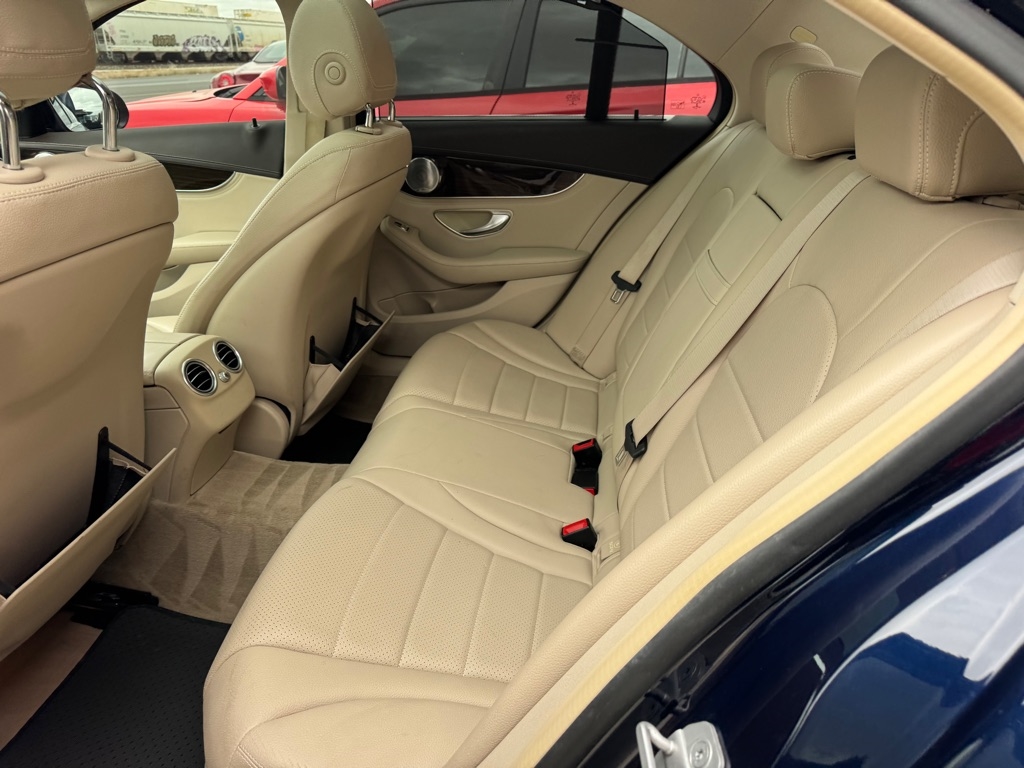 Mercedes-Benz C-Class C300 4MATIC Sedan 2015