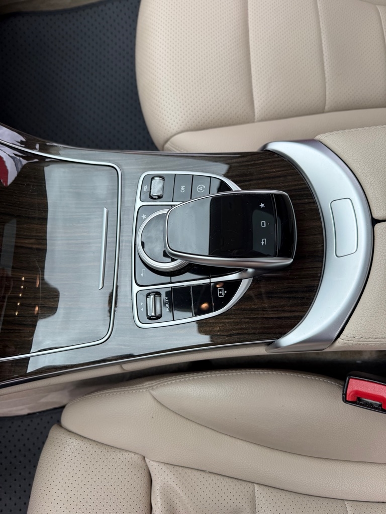 Mercedes-Benz C-Class C300 4MATIC Sedan 2015