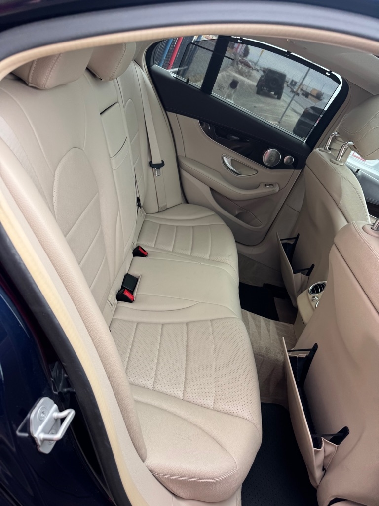 Mercedes-Benz C-Class C300 4MATIC Sedan 2015