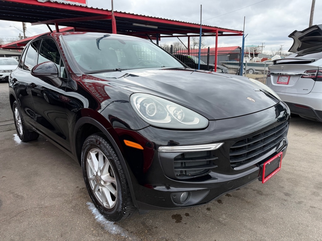 2016 Porsche Cayenne Base