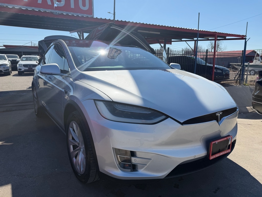 Tesla Model X 90D 2016