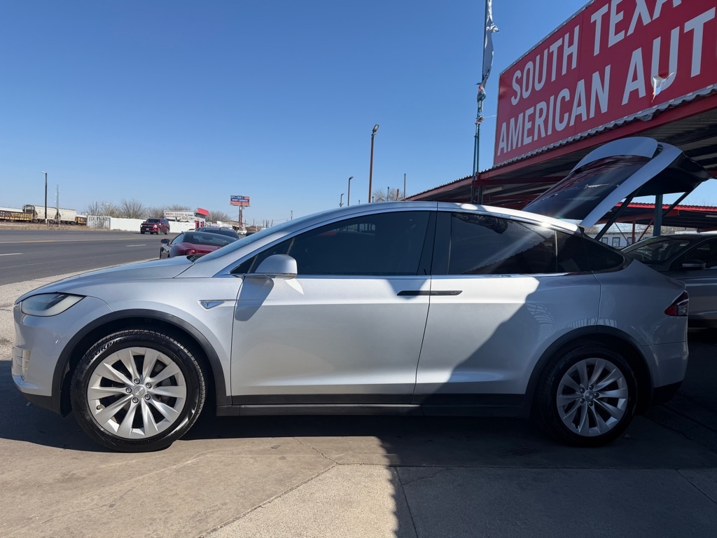 Tesla Model X 90D 2016