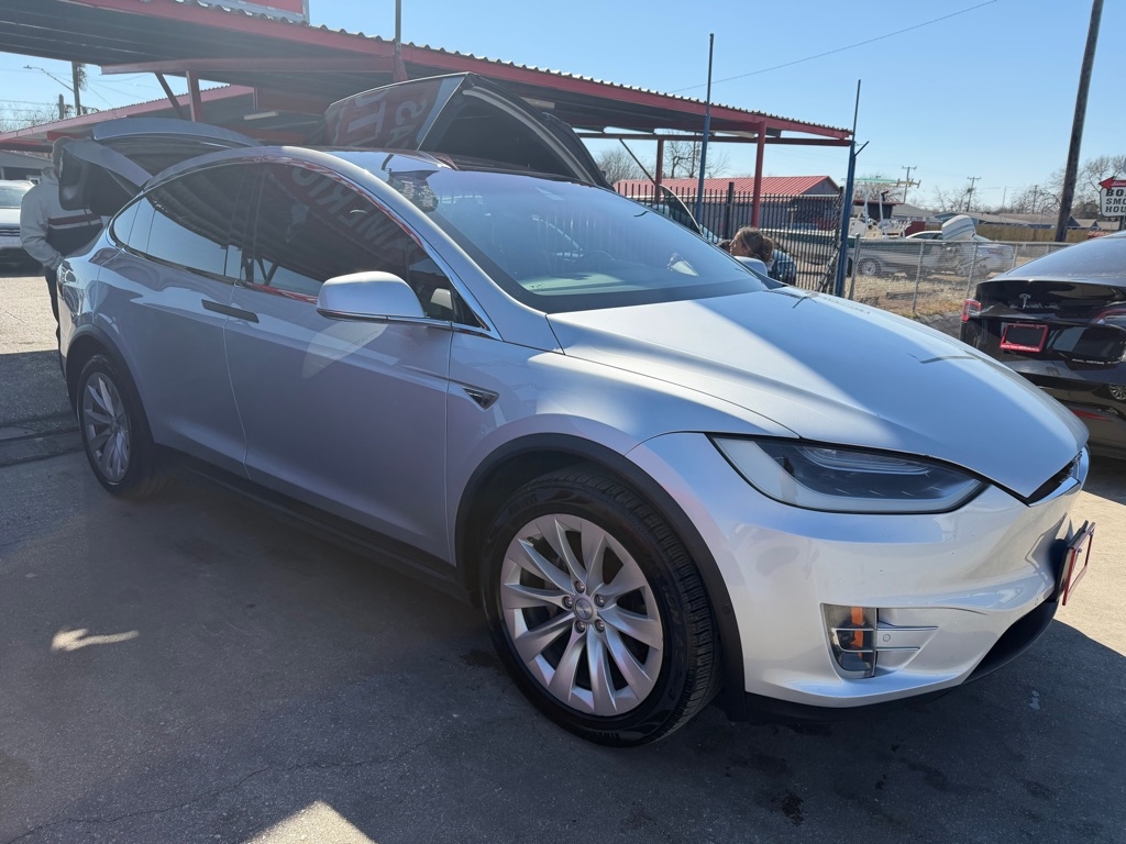 Tesla Model X 90D 2016