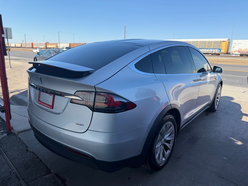 Tesla Model X 90D 2016