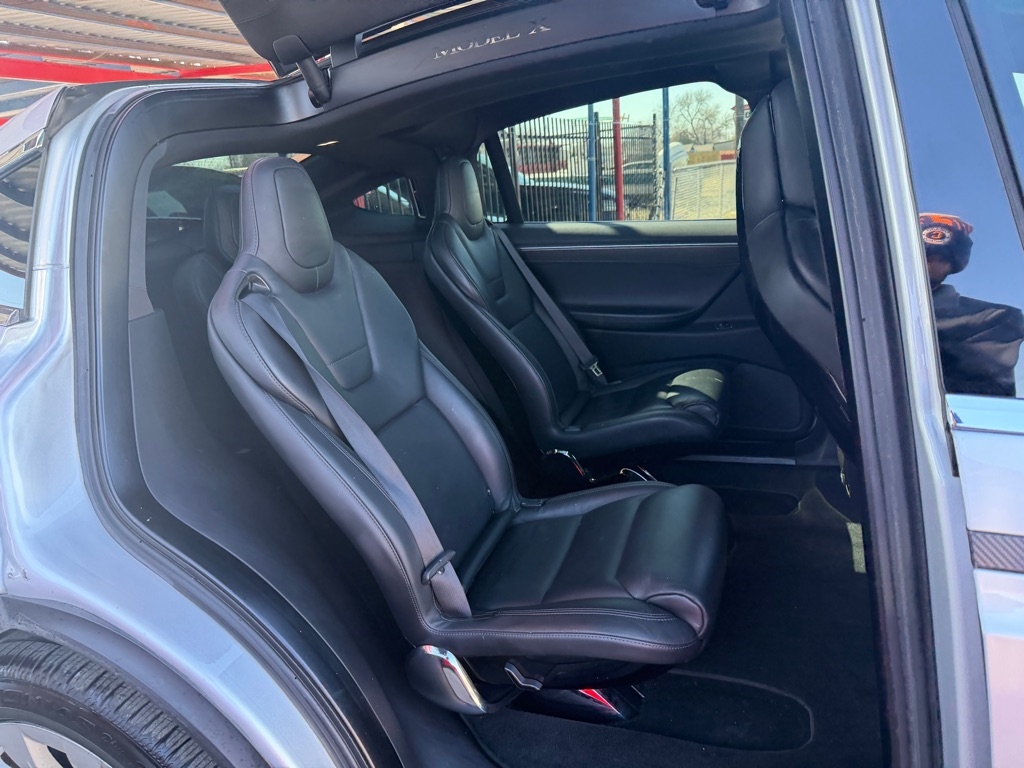 Tesla Model X 90D 2016