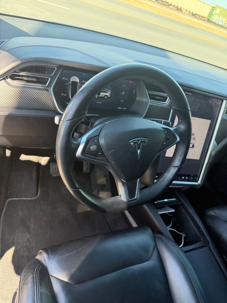 Tesla Model X 90D 2016