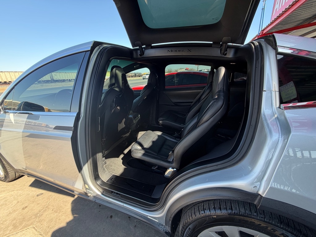 Tesla Model X 90D 2016