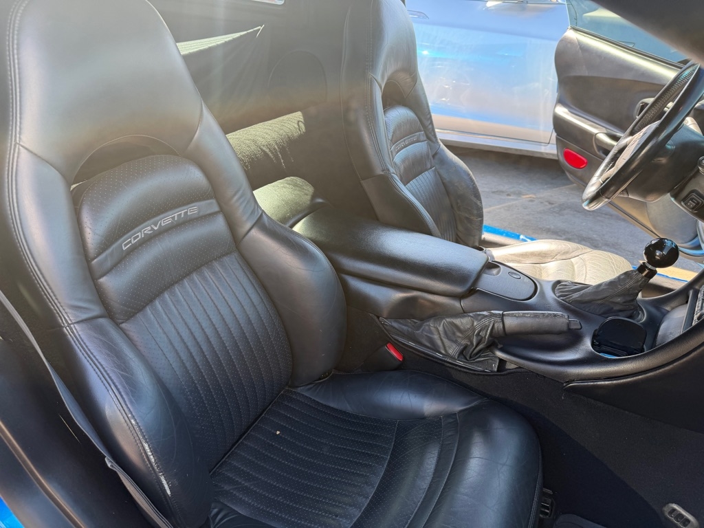 Chevrolet Corvette Coupe 1999