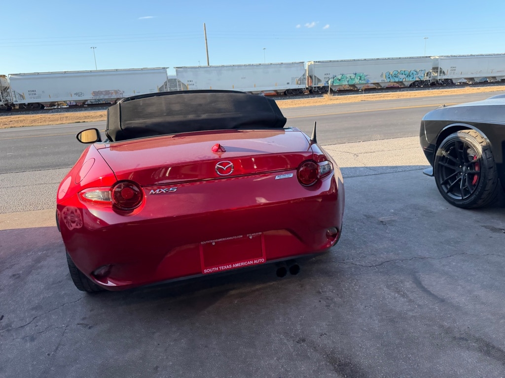Mazda MX-5 Miata Grand Touring 6MT 2017